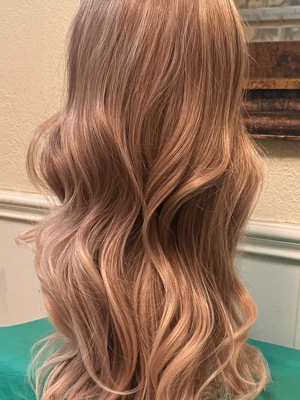 Chelsey Smith Cosmetics MOTHER PEACH Lace Front Wig size Standard - Picture 7 of 9